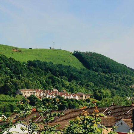 Tafftrail Bunkhouse Apartment Merthyr Tydfil Exterior foto