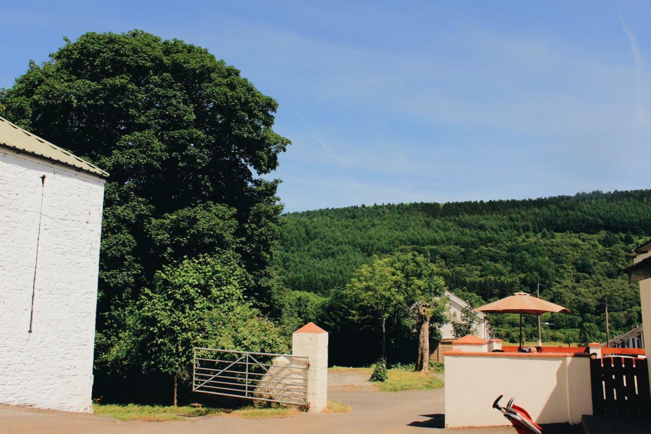 Tafftrail Bunkhouse Apartment Merthyr Tydfil Exterior foto